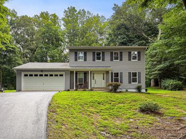 ARRINGTON FARM COURT , MANASSAS, VA 20111
