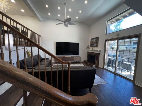7825 Seaglen Drive, Unit 34, Huntington Beach, CA 92648