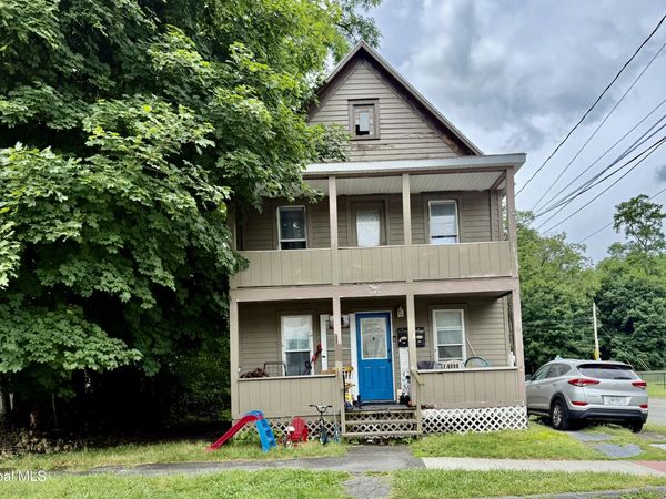 1002 Glendale Place, Schenectady, NY 12303