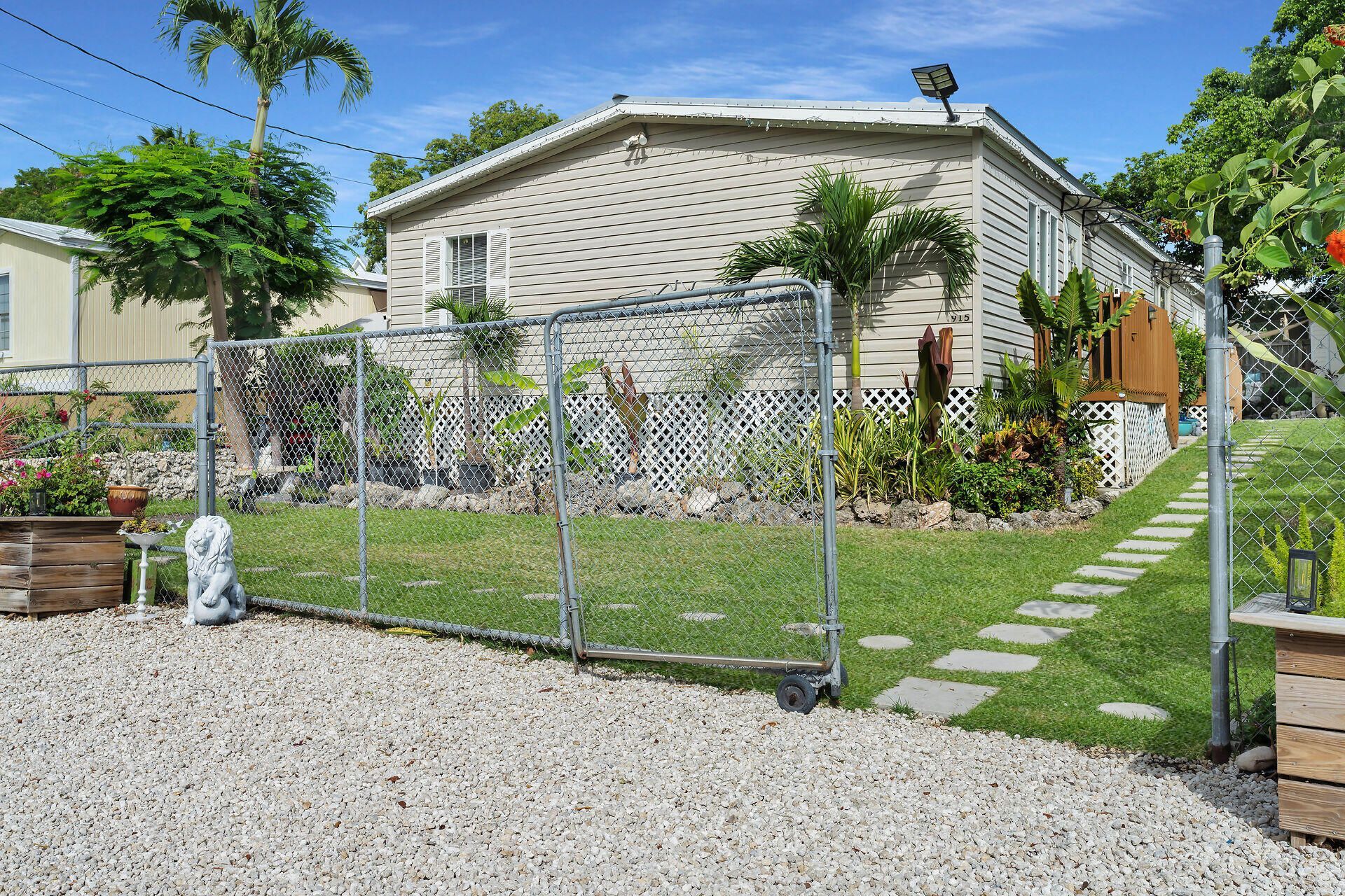 915 Plantation Road, Key Largo, FL 33037 Photo