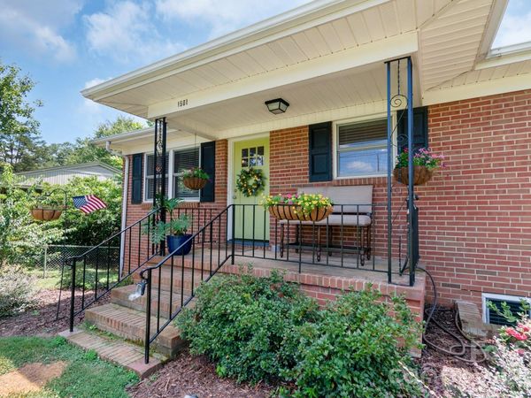 1501 Old Hickory Grove Road , Mount Holly, NC 28120