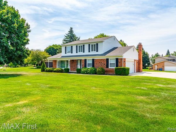 8506 Orchardview Drive, Washington Twp, MI 48095