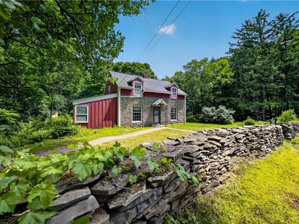5352 Onondaga Road, Camillus, NY 13031