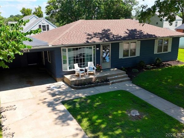 304 Spruce Street, Eldon, MO 65026