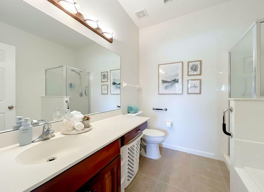 16543 Cedar Crest Drive , Orlando, FL 32828 Photo