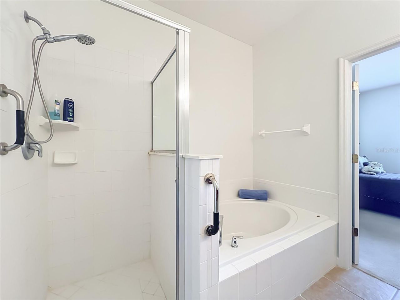16543 Cedar Crest Drive , Orlando, FL 32828 Photo