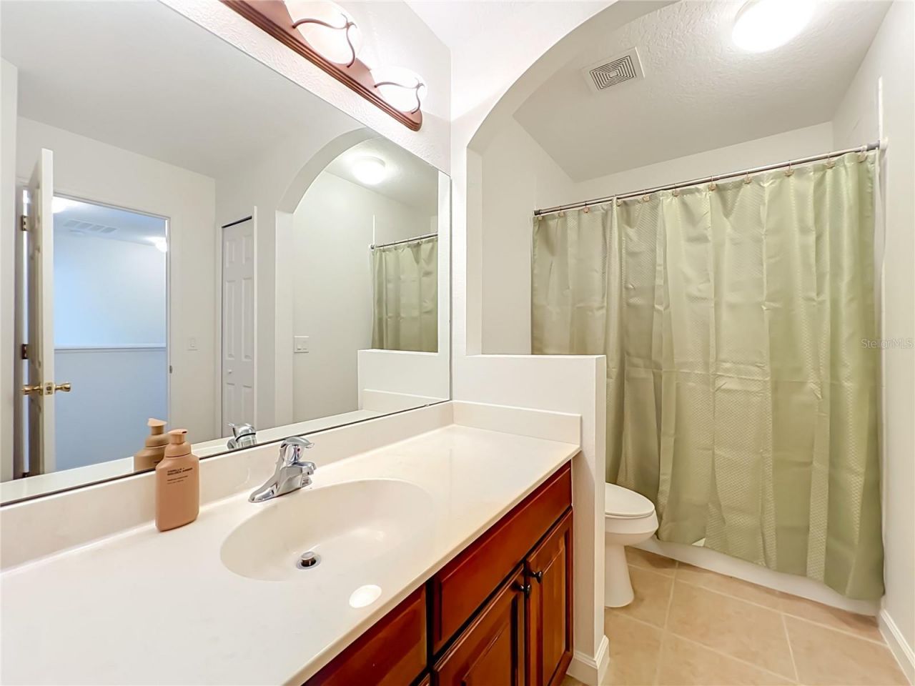 16543 Cedar Crest Drive , Orlando, FL 32828 Photo