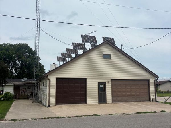 103 SE 6th Street, West Bend, IA 50597