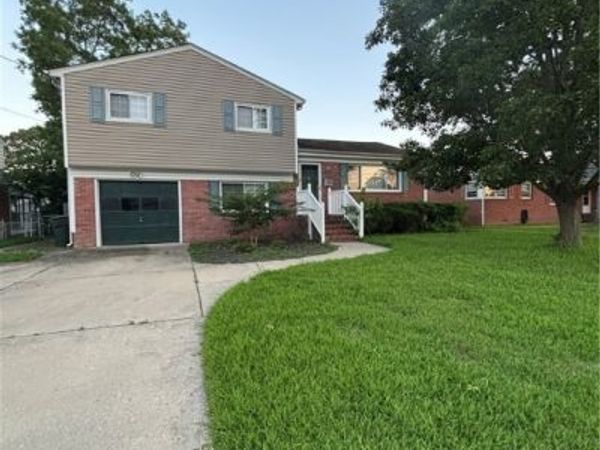 16 Bonneville Drive, Hampton, VA 23664