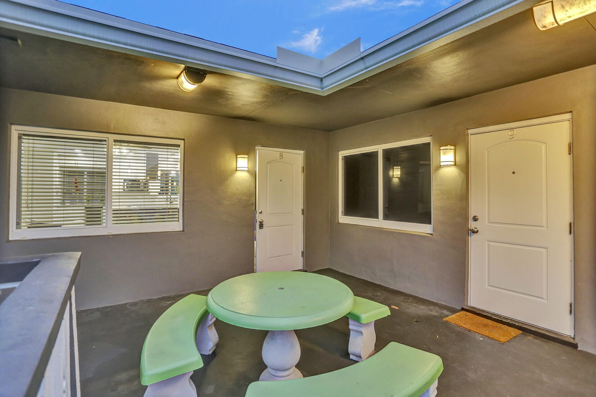 600 NE 7th Avenue, Unit 8, Fort Lauderdale, FL 33304 Photo