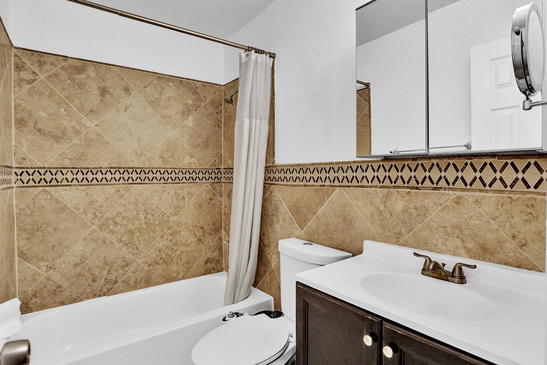 600 NE 7th Avenue, Unit 8, Fort Lauderdale, FL 33304 Photo