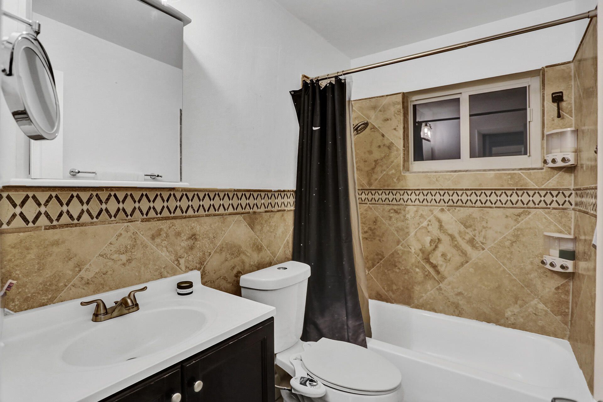 600 NE 7th Avenue, Unit 8, Fort Lauderdale, FL 33304 Photo