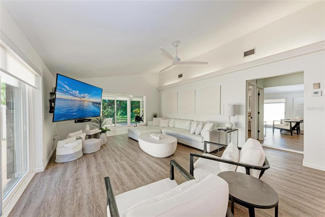 6416 Wood Owl Circle, Bradenton, FL 34210 Photo