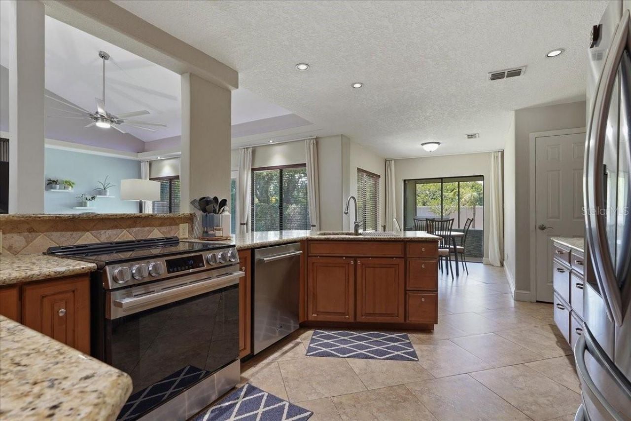 16043 Penwood Drive, Tampa, FL 33647 Photo
