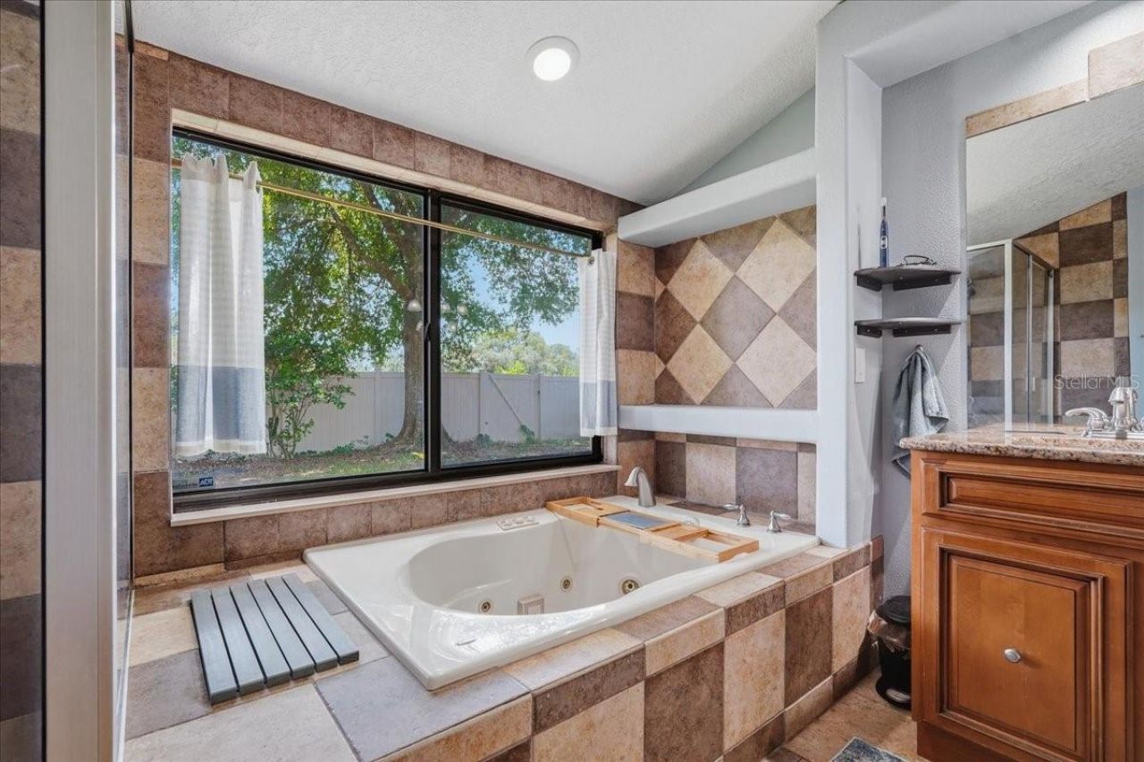 16043 Penwood Drive, Tampa, FL 33647 Photo