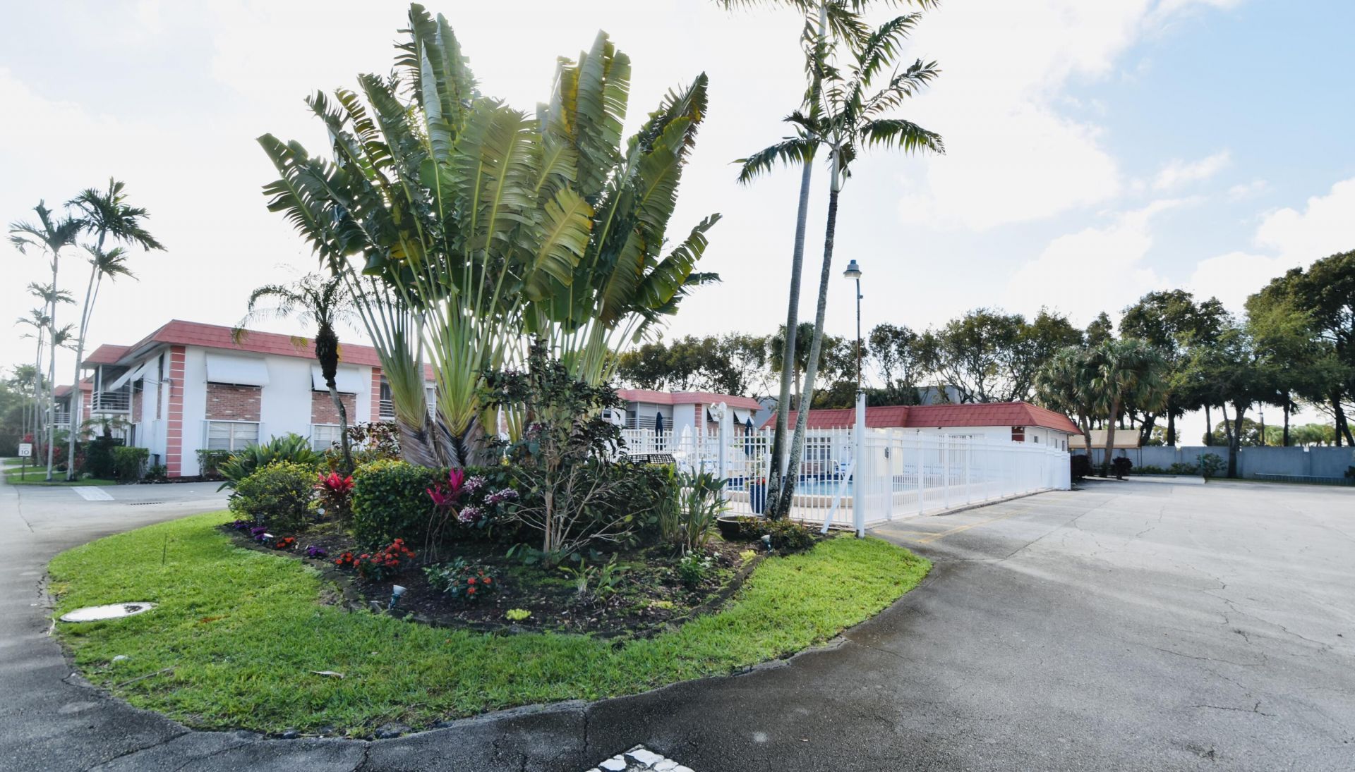 3550 NW 8th Avenue, Unit 312, Pompano Beach, FL 33064 Photo