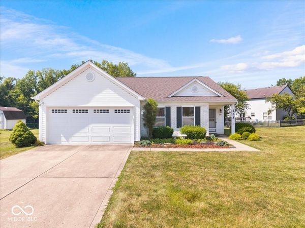 235 Thornburg Park, Brownsburg, IN 46112