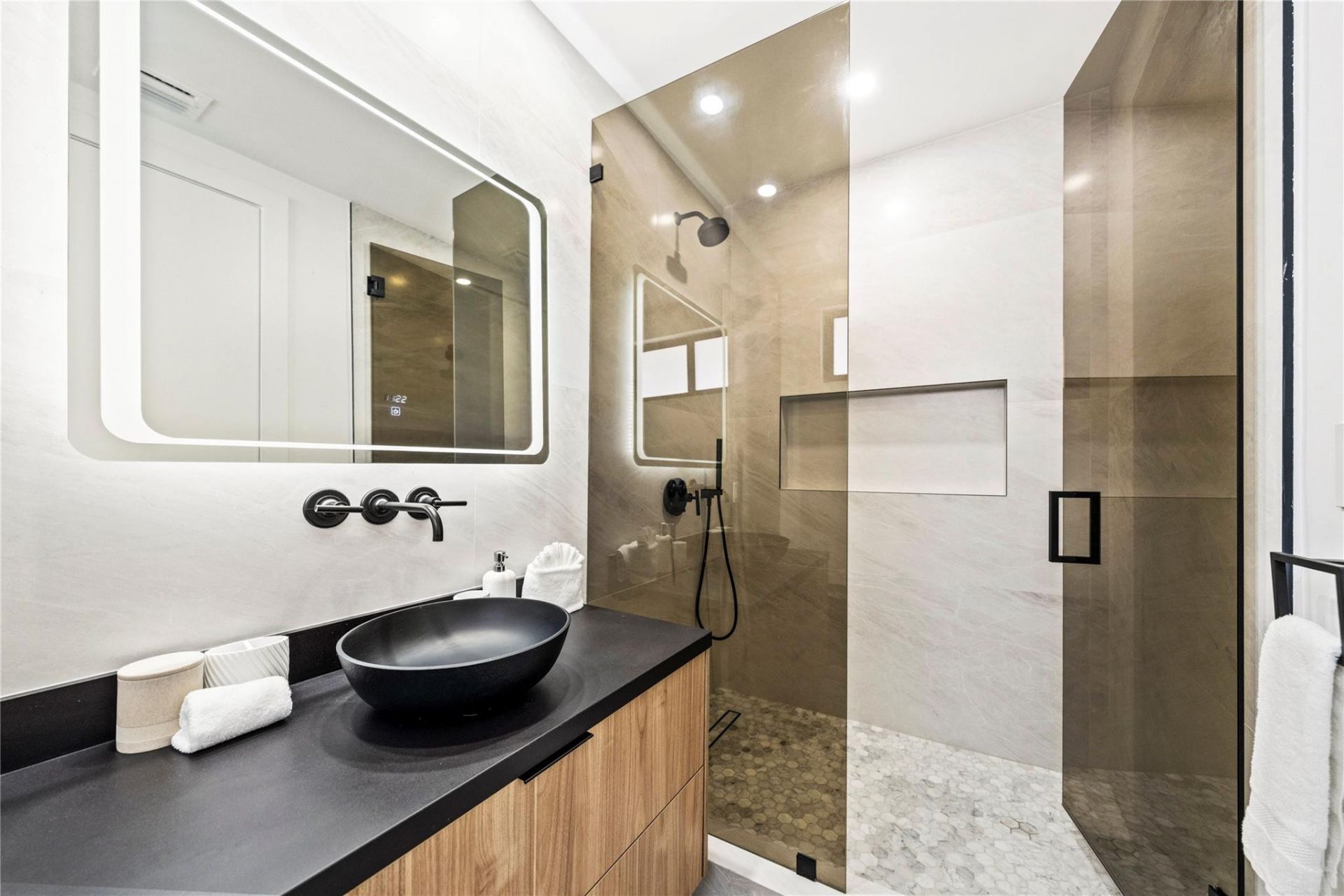 3320 NE 17th Street, Fort Lauderdale, FL 33305 Photo