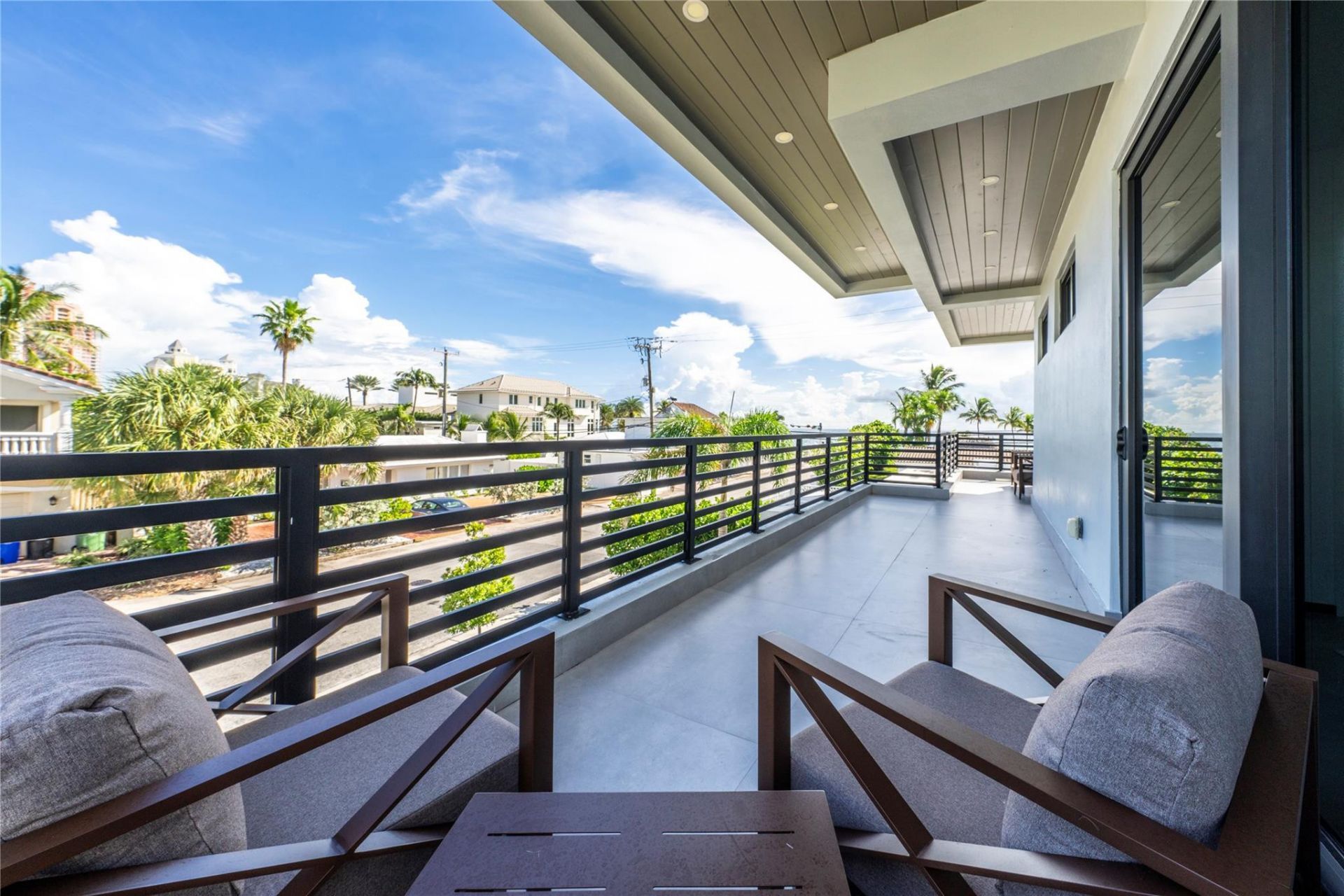3320 NE 17th Street, Fort Lauderdale, FL 33305 Photo