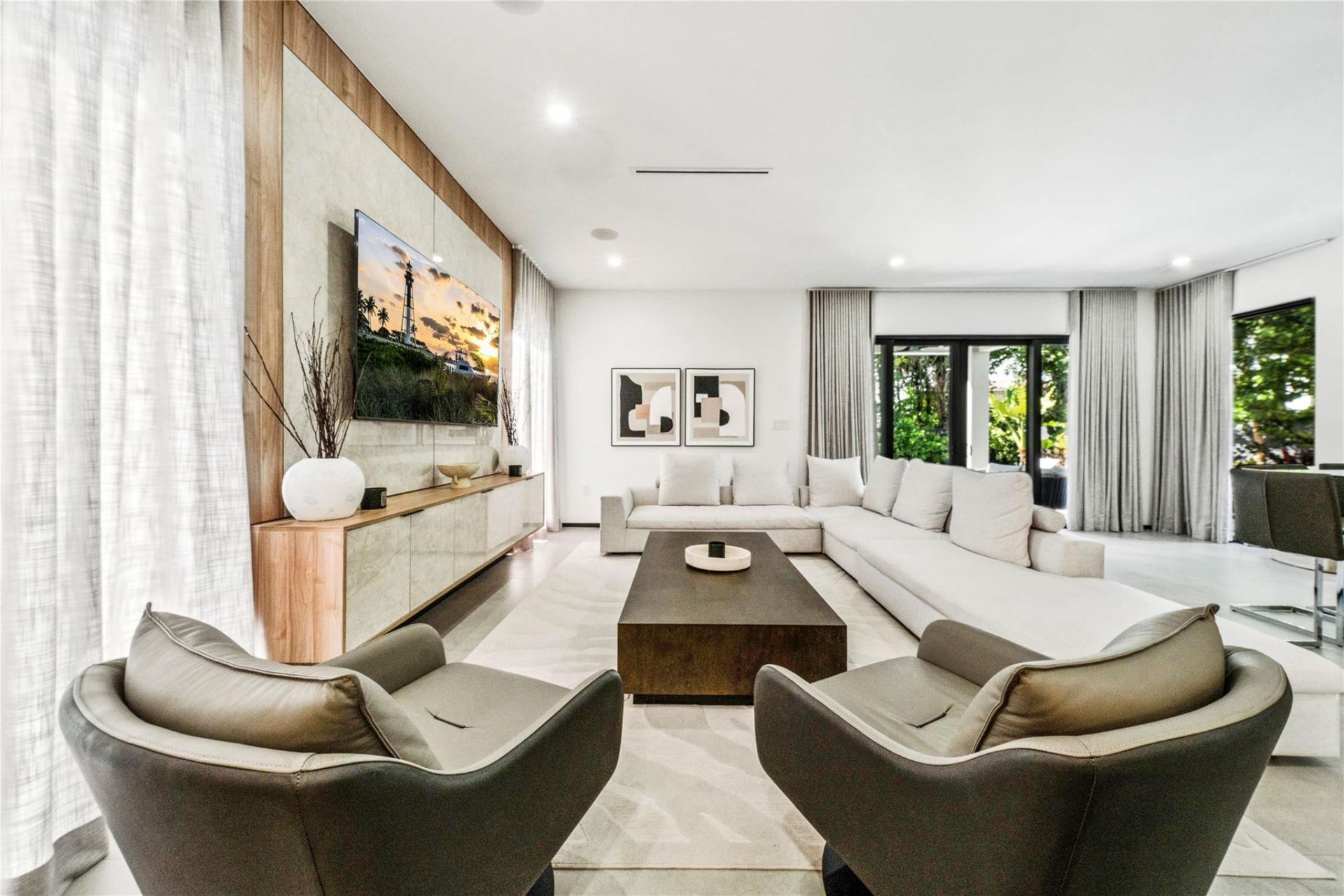 3320 NE 17th Street, Fort Lauderdale, FL 33305 Photo