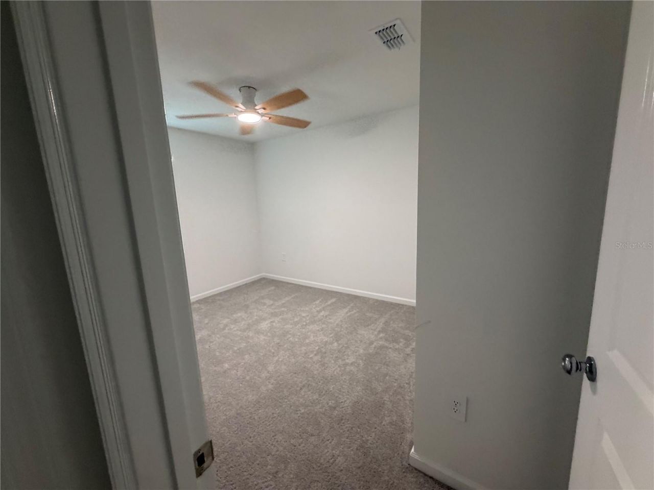 2466 Hallow Garden Rd , Eustis, FL 32726 Photo