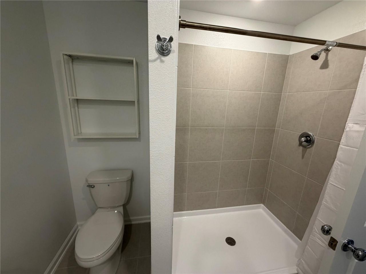 2466 Hallow Garden Rd , Eustis, FL 32726 Photo
