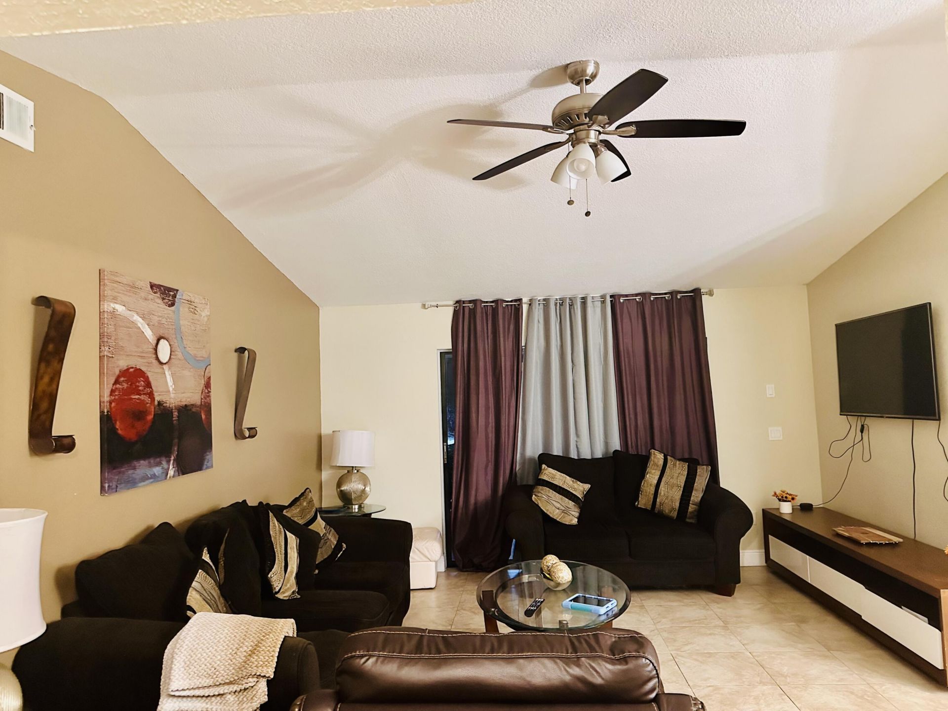 637 SE Thornhill Drive, Port Saint Lucie, FL 34983 Photo
