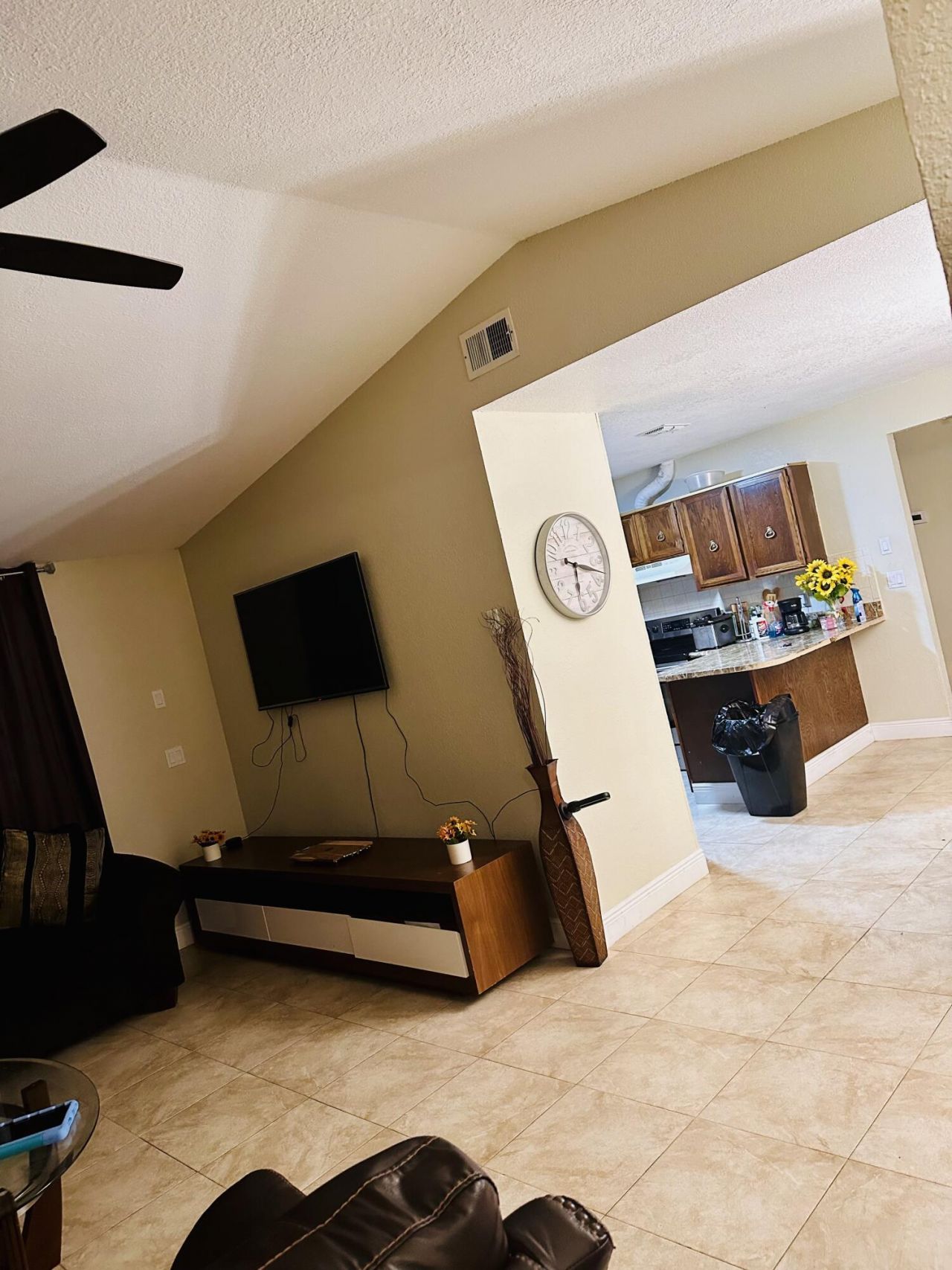 637 SE Thornhill Drive, Port Saint Lucie, FL 34983 Photo