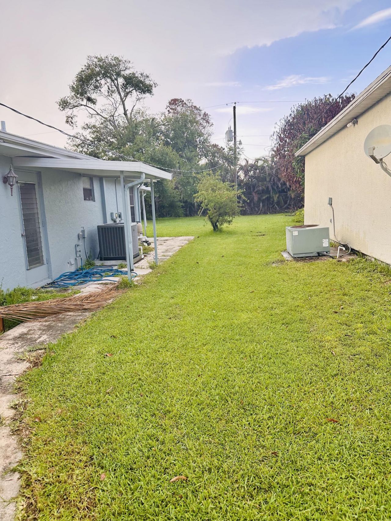 637 SE Thornhill Drive, Port Saint Lucie, FL 34983 Photo