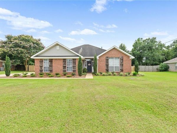 10545 Elgin Drive S, Grand Bay, AL 36541