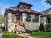 1180 GUNDERSON Avenue, Oak Park, IL 60304 primary photo
