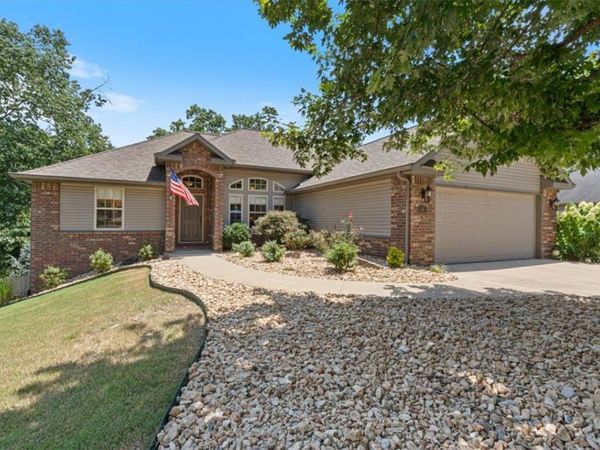 4 Brougham Lane , Bella Vista, AR 72714