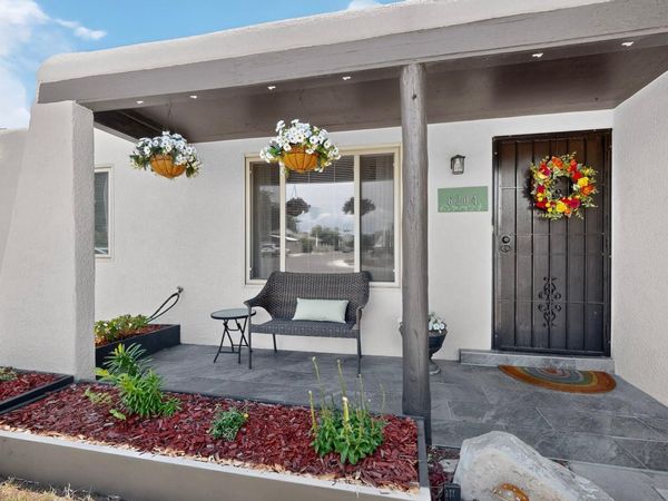 6204 Prairie Road NE, Albuquerque, NM 87109