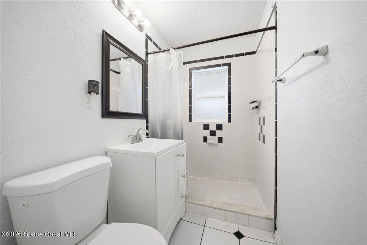 1792 Washington Avenue , Melbourne, FL 32935 Photo