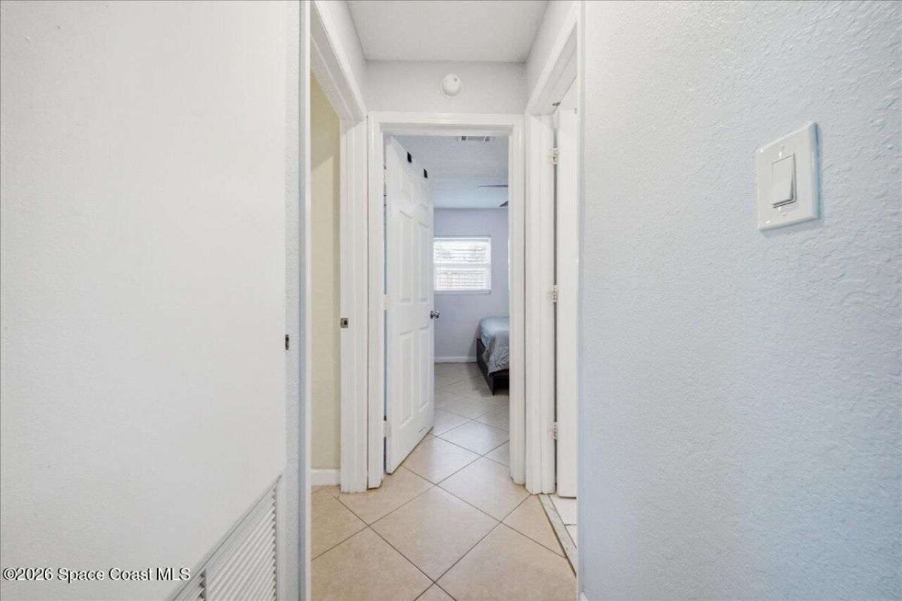 1792 Washington Avenue , Melbourne, FL 32935 Photo
