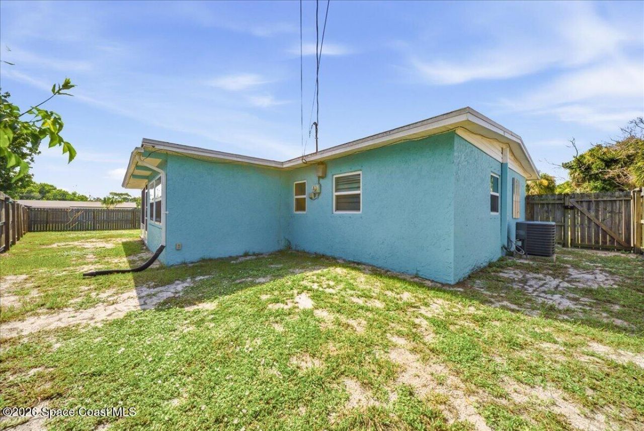 1792 Washington Avenue , Melbourne, FL 32935 Photo