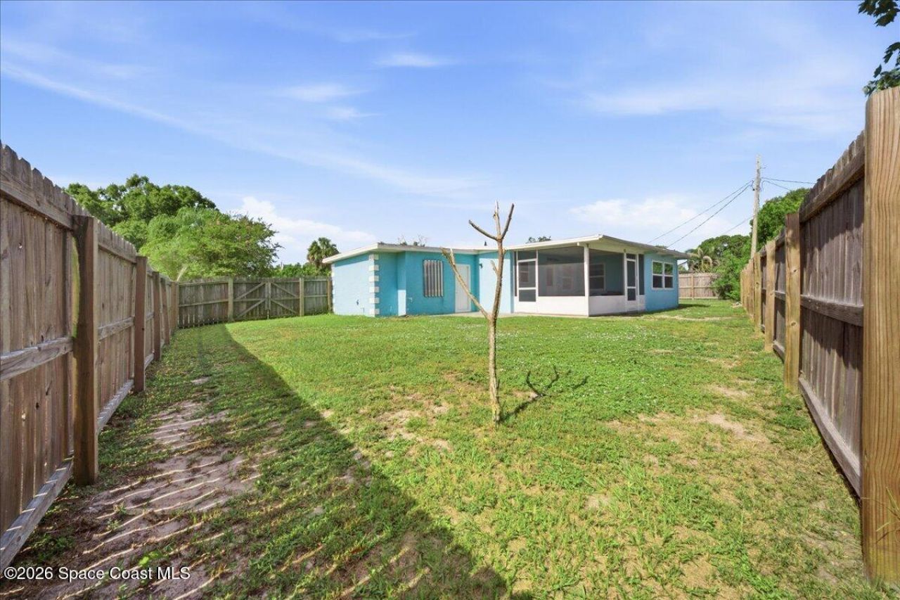 1792 Washington Avenue , Melbourne, FL 32935 Photo
