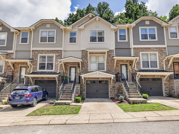 1071 Woodbury Falls Dr , Nashville, TN 37221