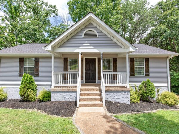 516 Ashlawn Cir, Nashville, TN 37211