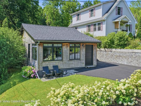 107 Canal Street, Port Ewen, NY 12466