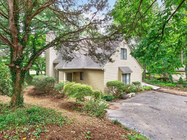 1249 GRISTMILL DR, Charlottesville, VA 22902