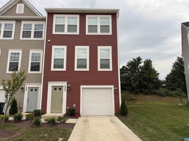 325 WILLOWSHIRE CT , Waynesboro, VA 22980