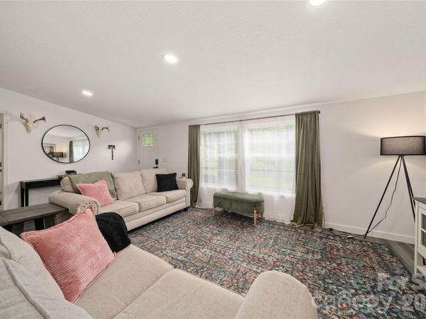 7 Wid Smith Road , Burnsville, NC 28714