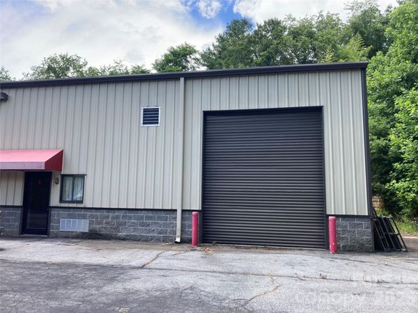 6424 Boylston Highway , Unit 5, Mills River, NC 28759