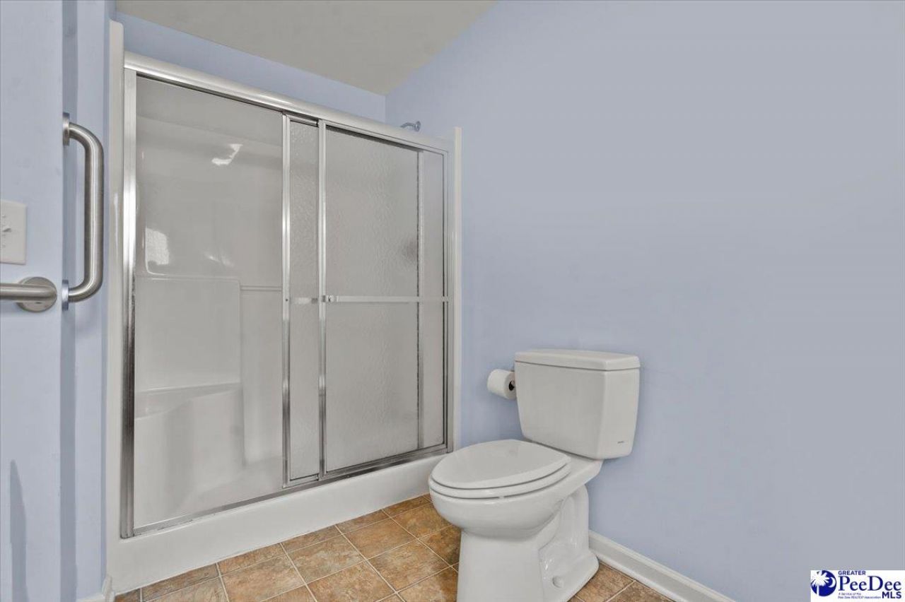 2273 Inverness Dr. Photo 20