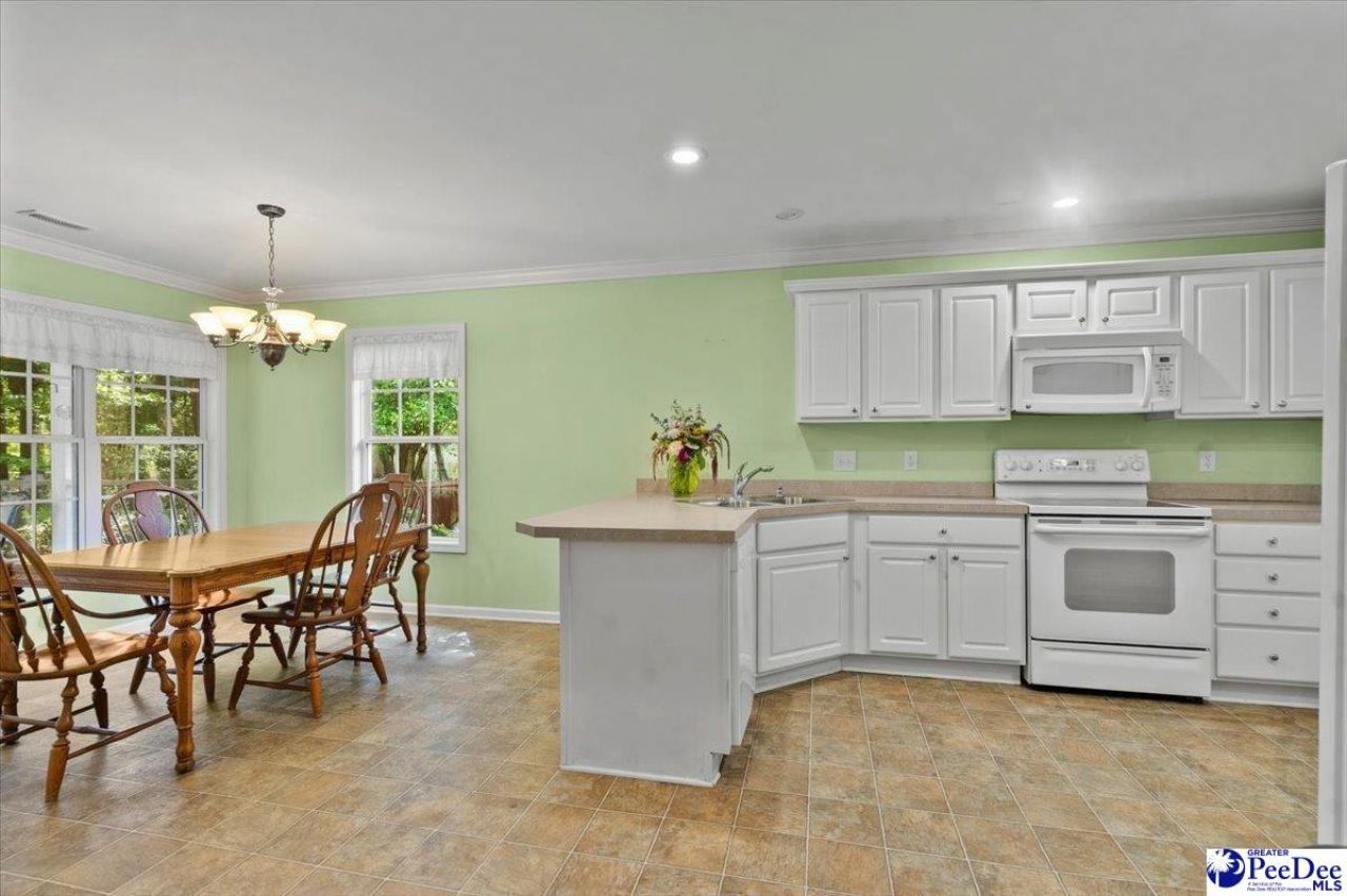 2273 Inverness Dr. Photo 22