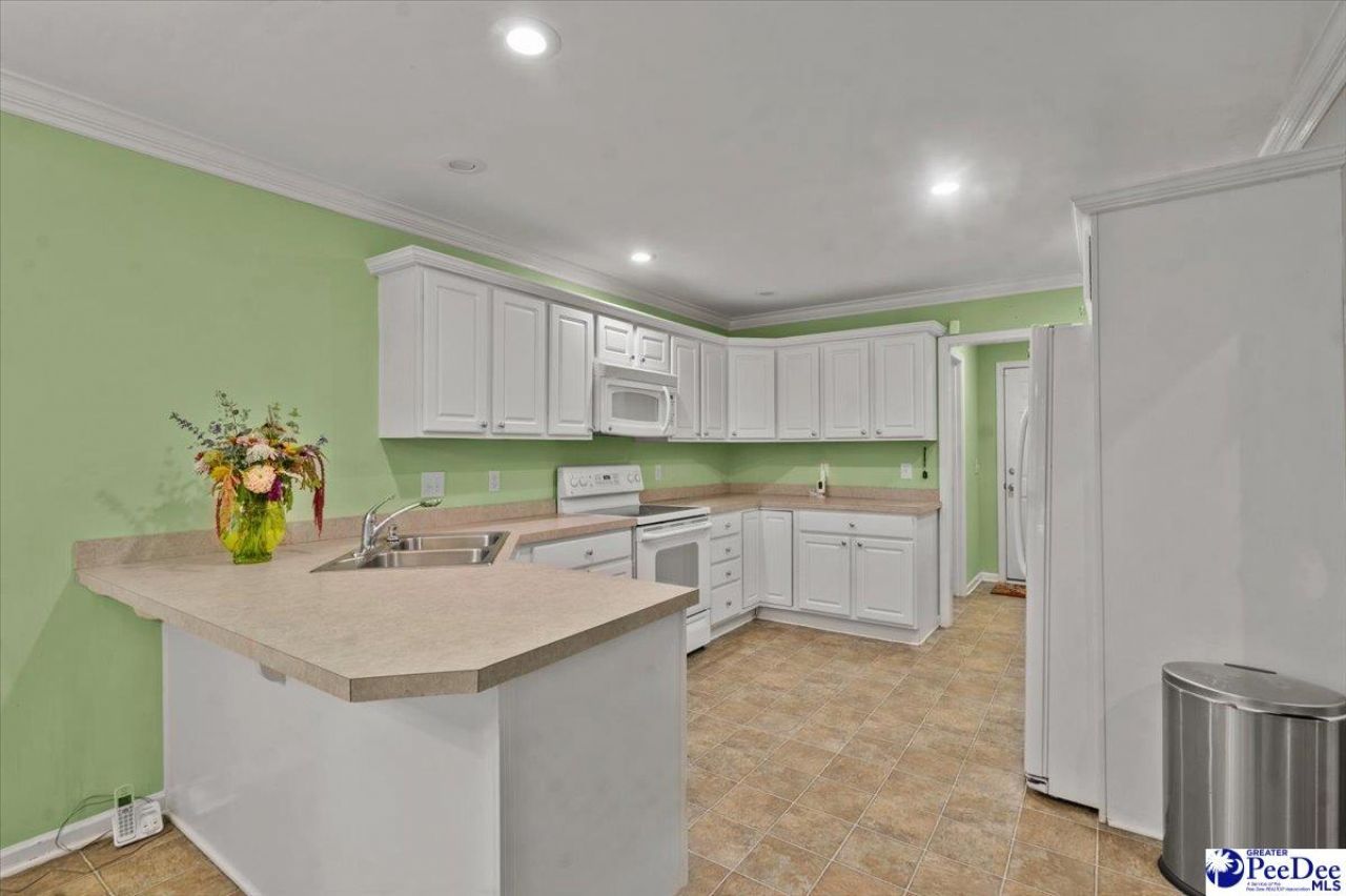 2273 Inverness Dr. Photo 24