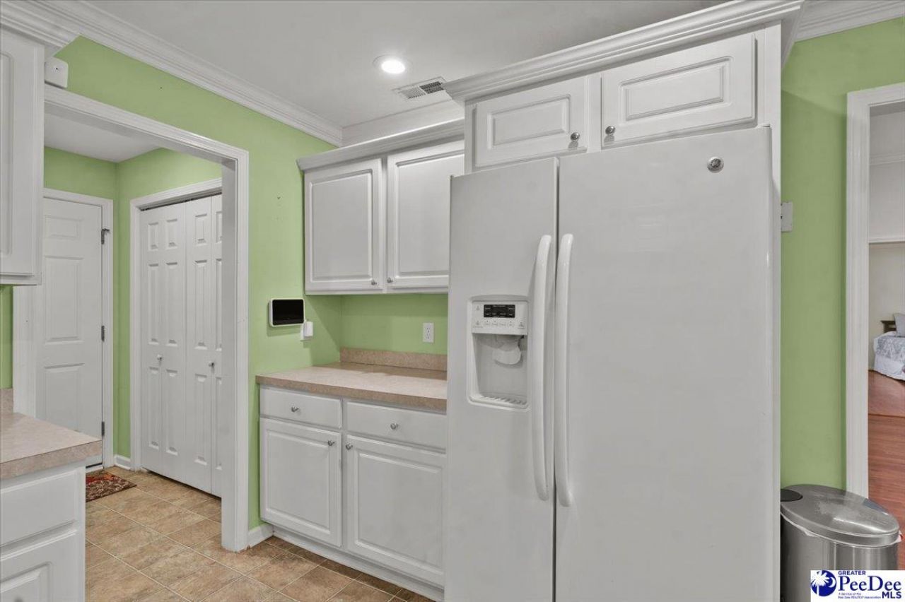 2273 Inverness Dr. Photo 25
