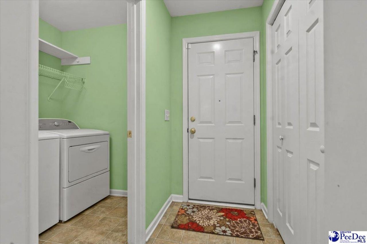 2273 Inverness Dr. Photo 26