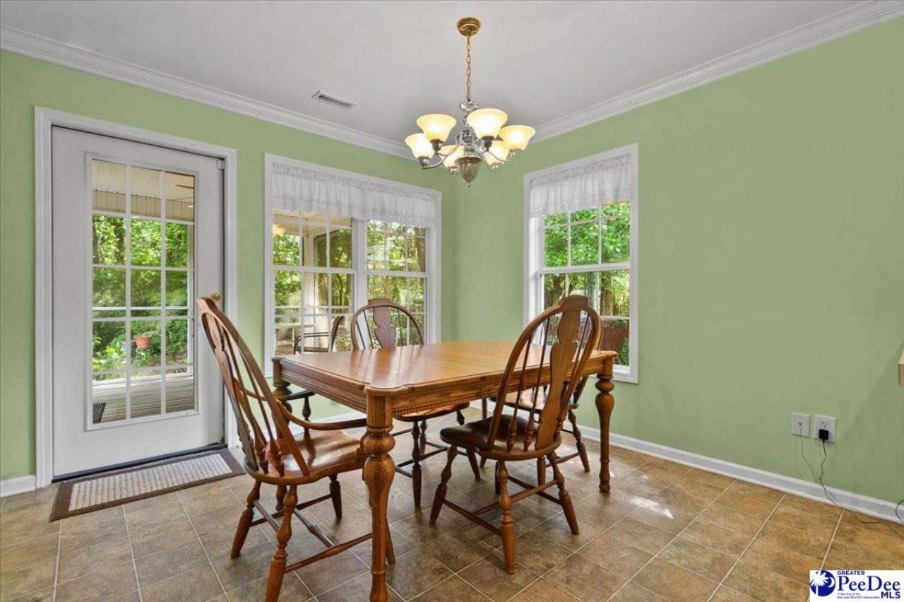 2273 Inverness Dr. Photo 29